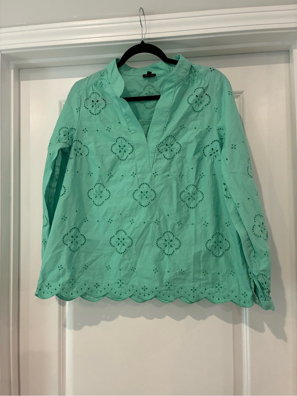 Talbots Mint Eyelet V-Neck Tunic Blouse